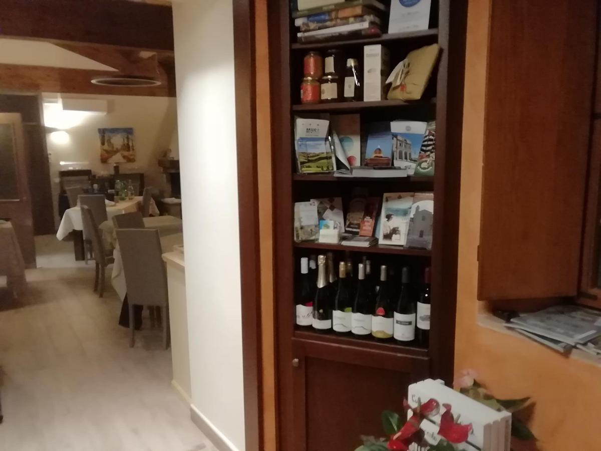 Il Roccolo Di Valcerasa Apartment Treia Екстериор снимка
