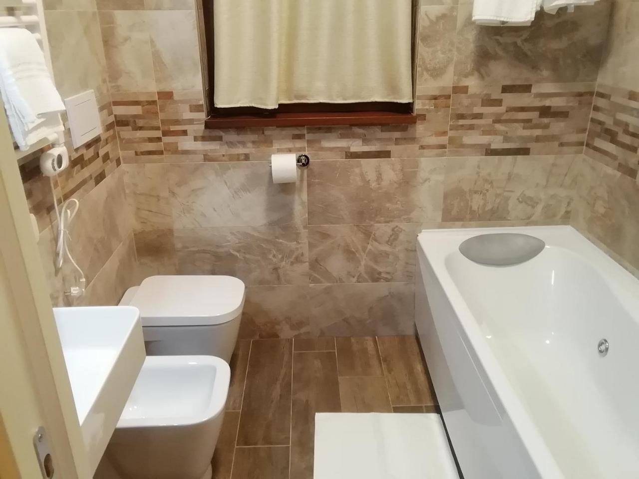 Il Roccolo Di Valcerasa Apartment Treia Екстериор снимка